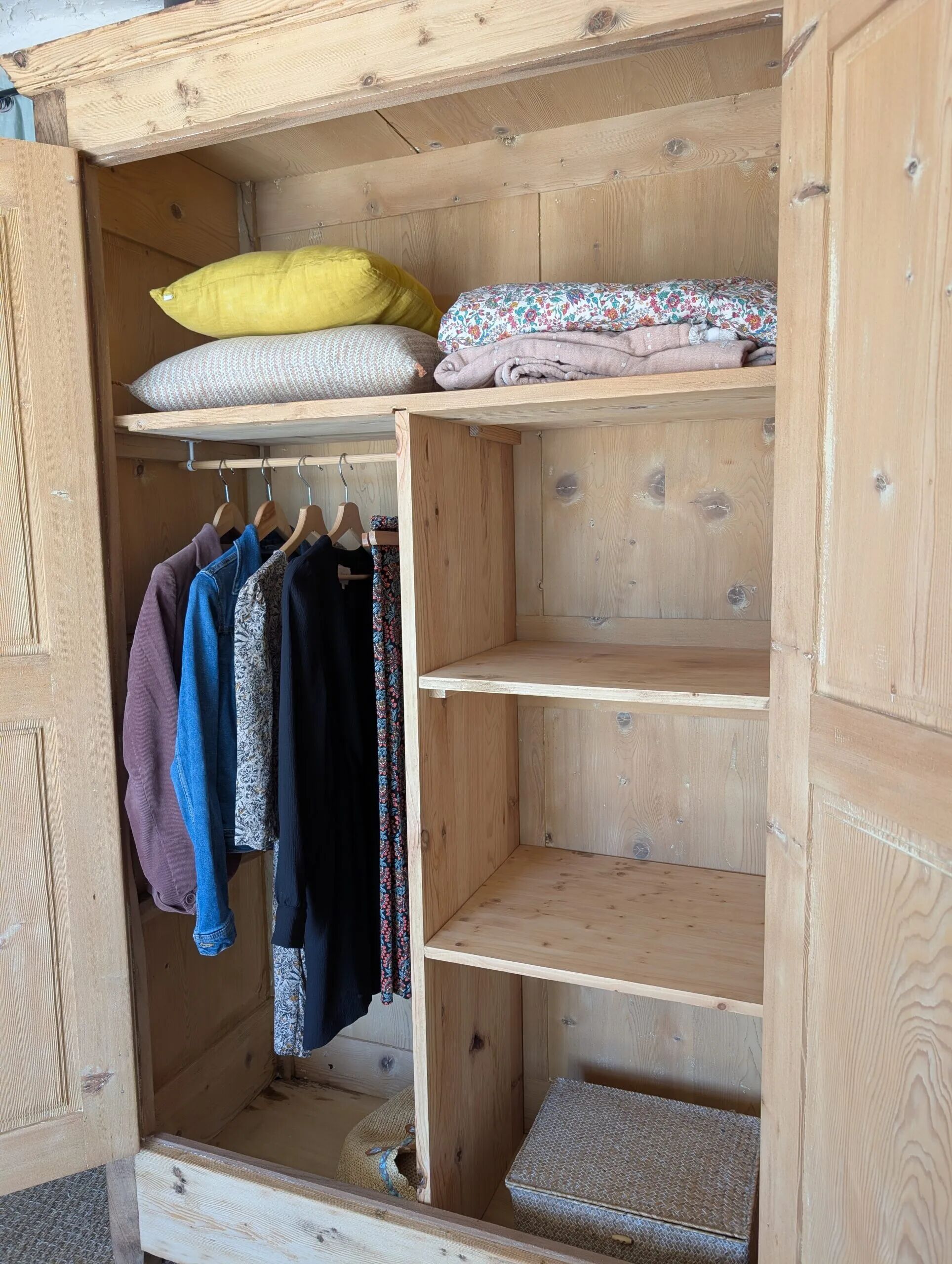 Large wardrobe - hanging space and shelves