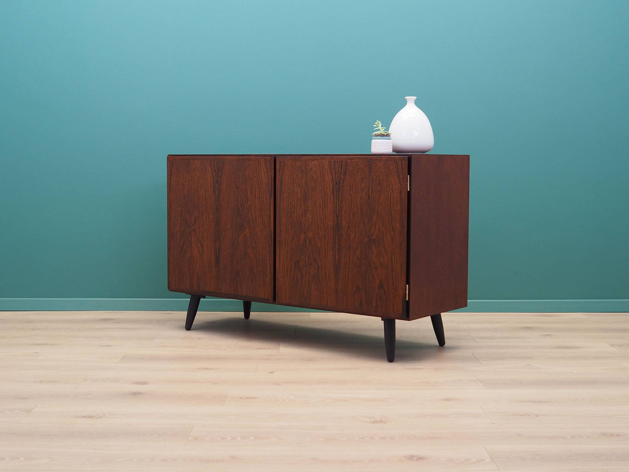 Meuble en palissandre, design danois, années 1970, fabricant : Omann Jun