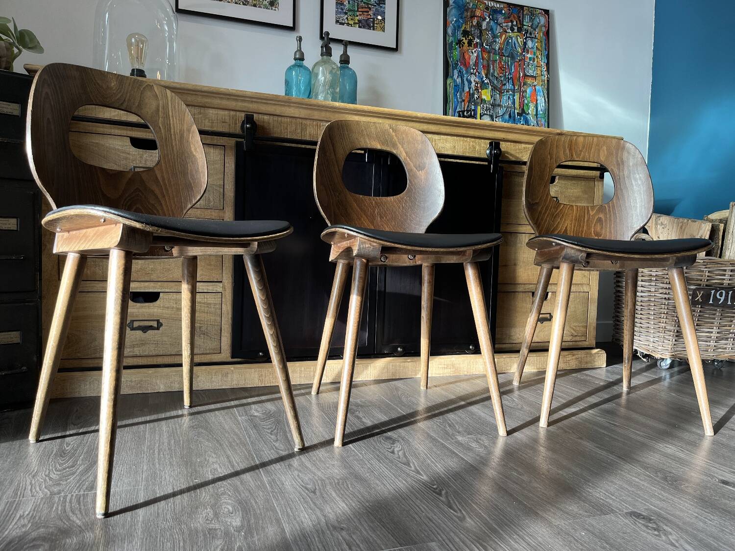 Série de 3 chaises bistrot Baumann