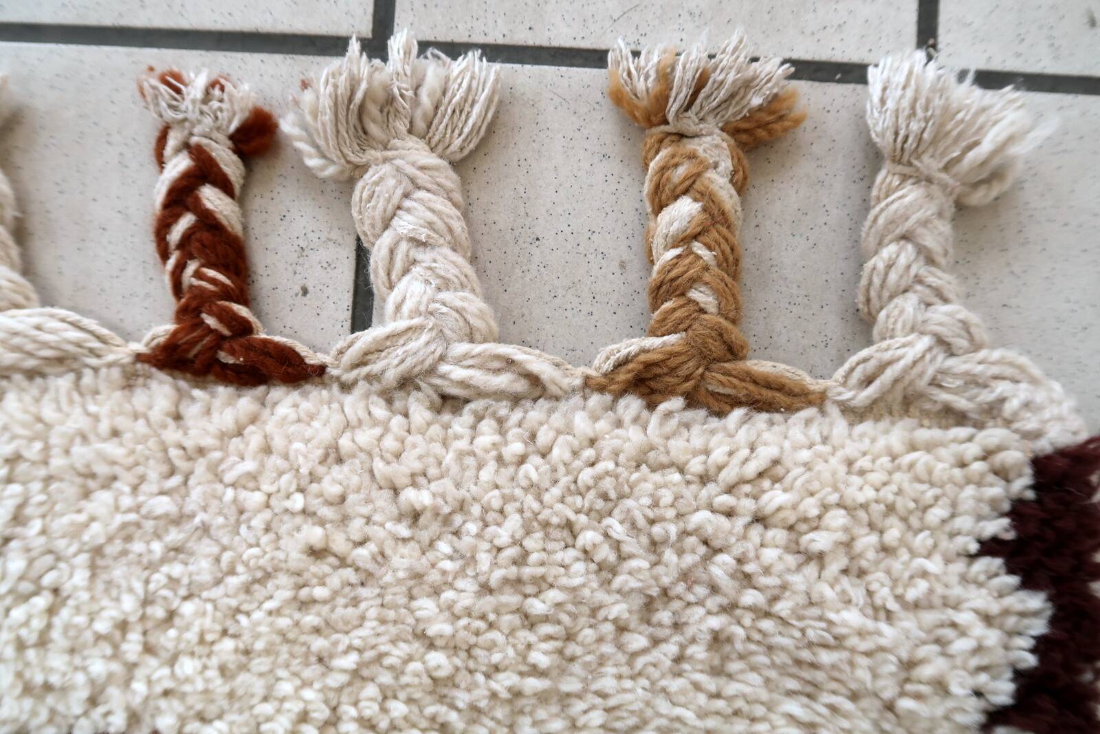 Tapis vintage berbère marocain fait main – 74 x 136 cm - 1c1004