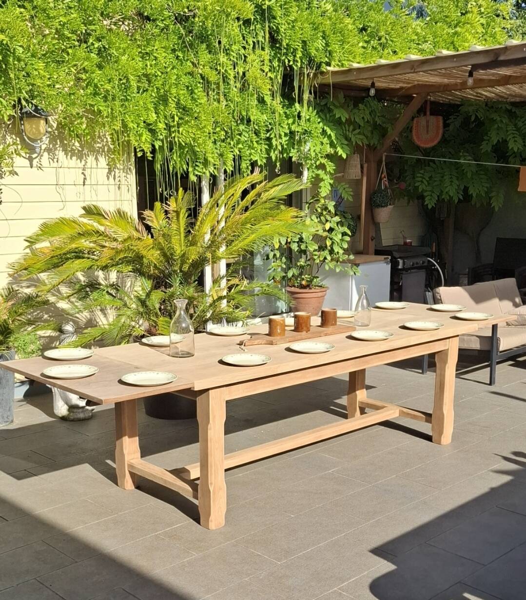 Table de ferme rénovée