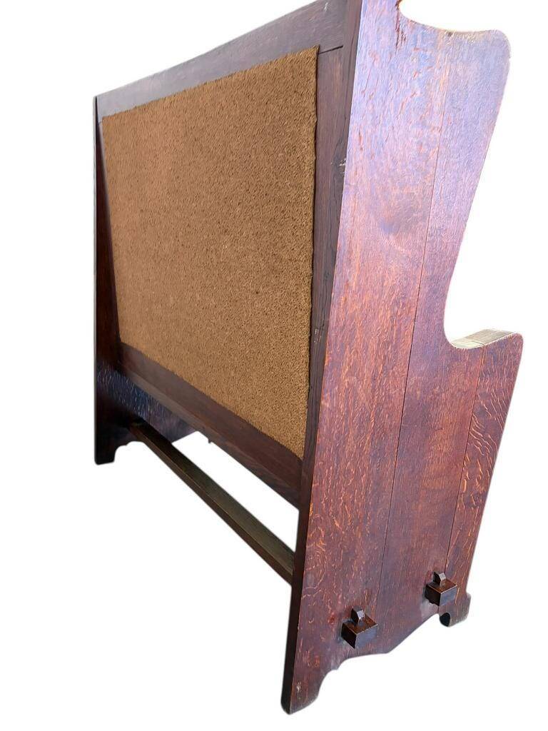 Antique wooden green bench / bench