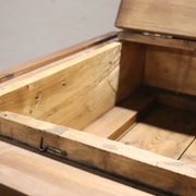 Armoire à Secret Du 17ème Siècle En Noyer