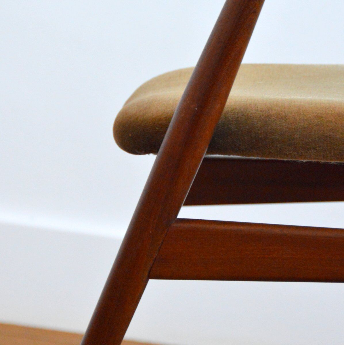 Scandinavian office chair by Thomas Harlev 1960s