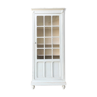 Armoire parisienne vitrée