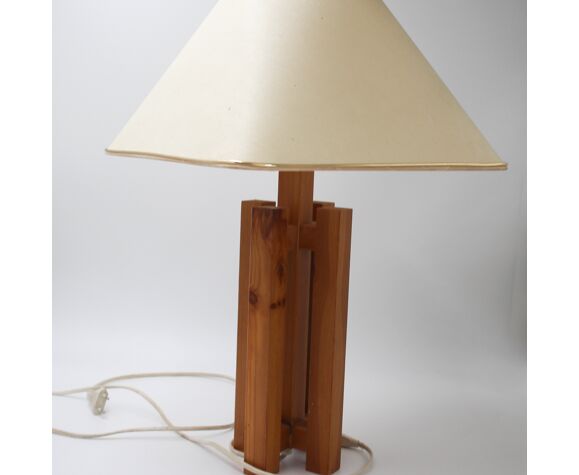 Lampe en bois cruciforme "scandinave"