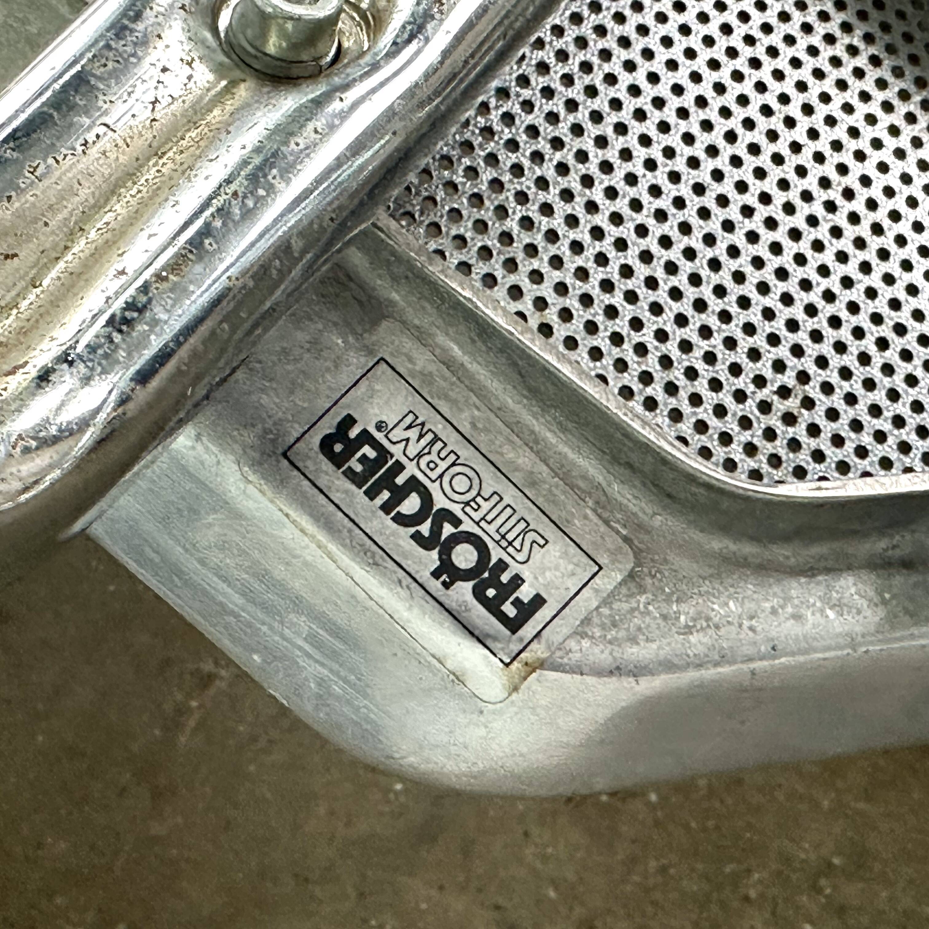 Metal space age stool Fröscher Sitform