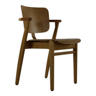 Fauteuil design finlandais par Ilmari Tapiovaara pour Artek