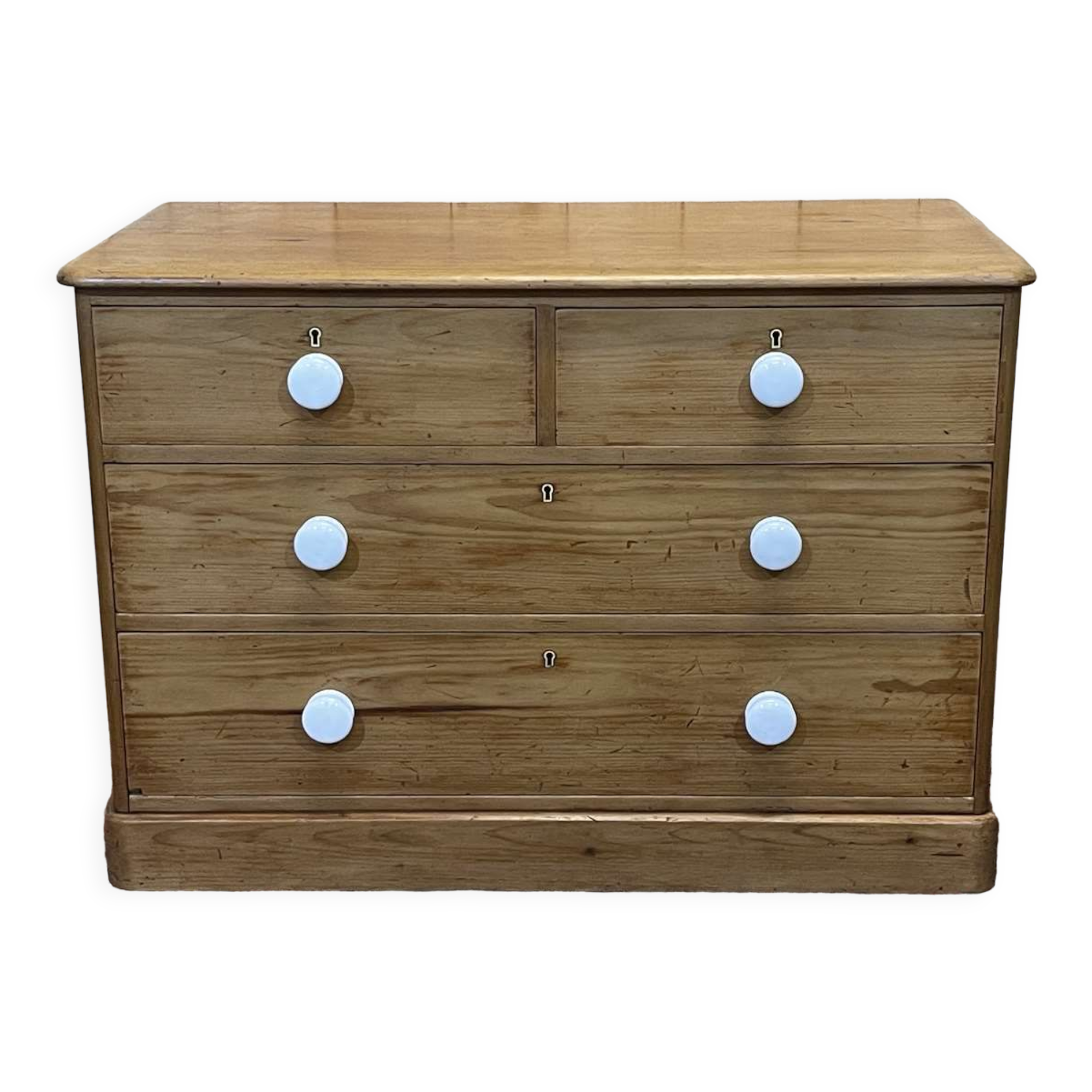 English chest of drawers of the nineteenth century in pitch pin