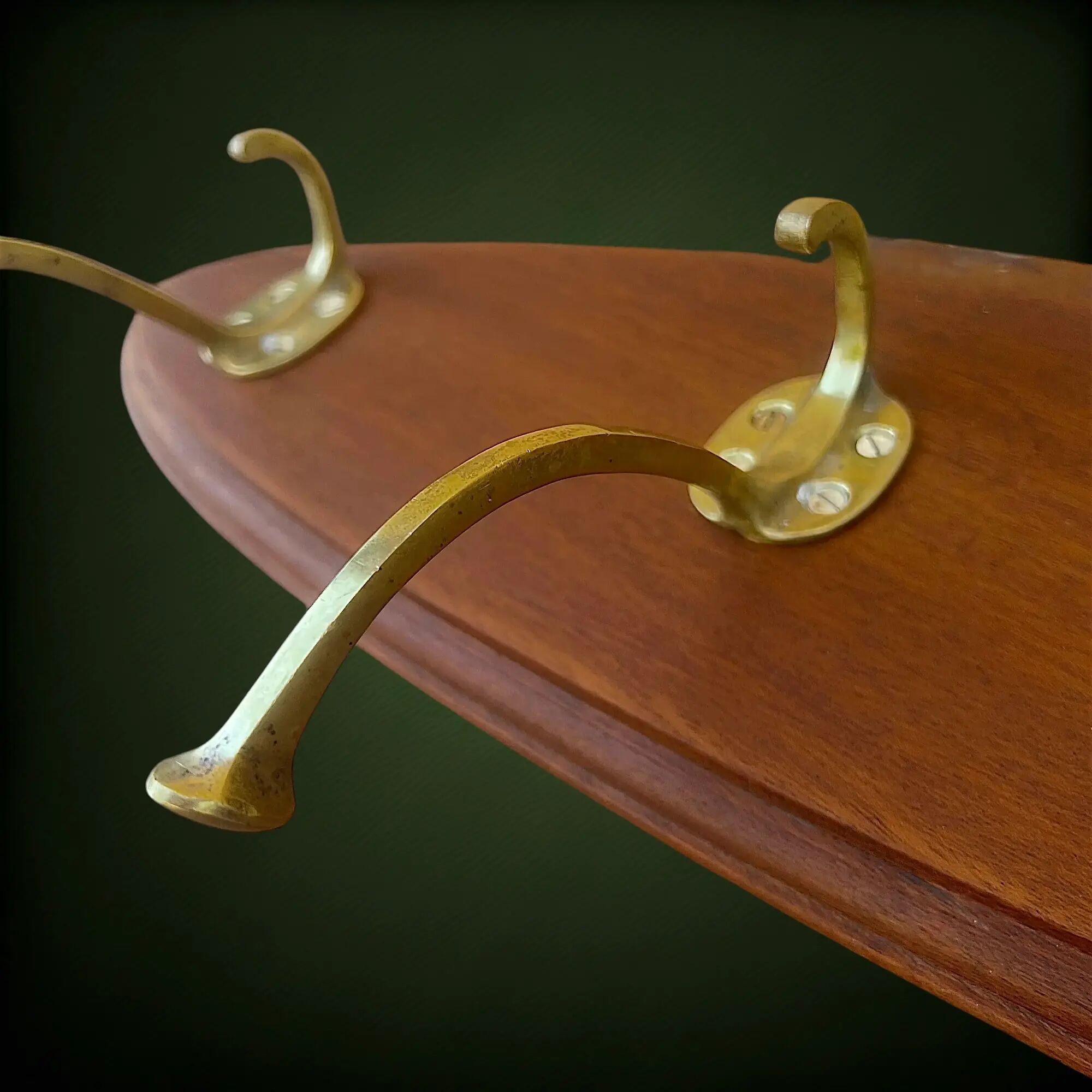 Vintage wooden wall coat rack with 4 double brass hooks – 1950s-60s