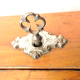 Box XIXth Napoleon III, jewel box or secrets, mahogany, padded blue silk, signed TAHAN