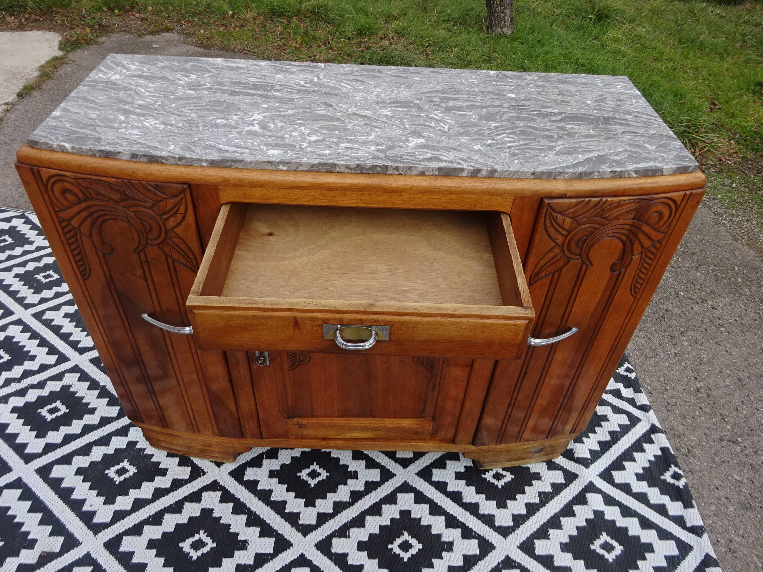Art Deco sideboard in light walnut, grey/white marble