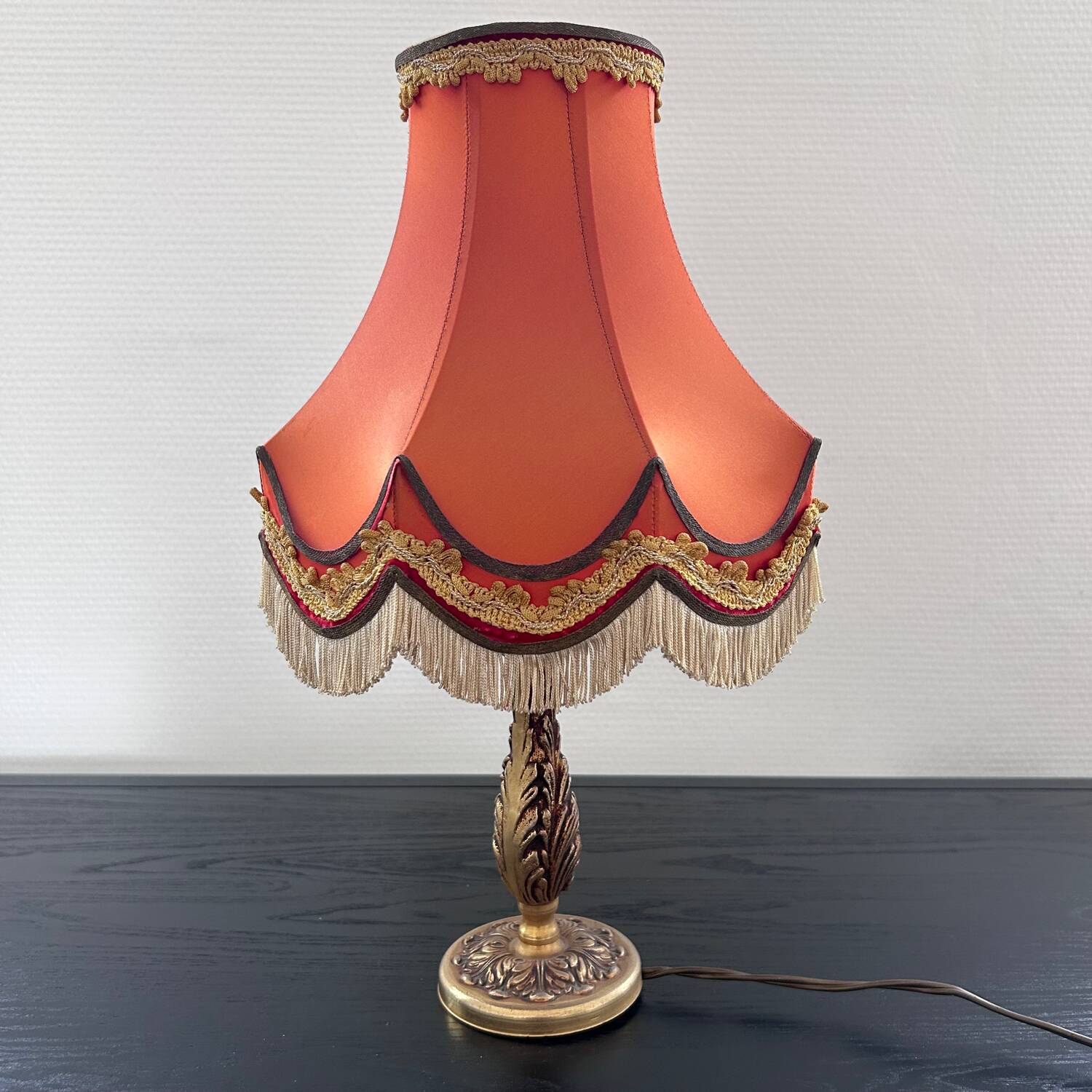 Brass lamp with pagoda shade