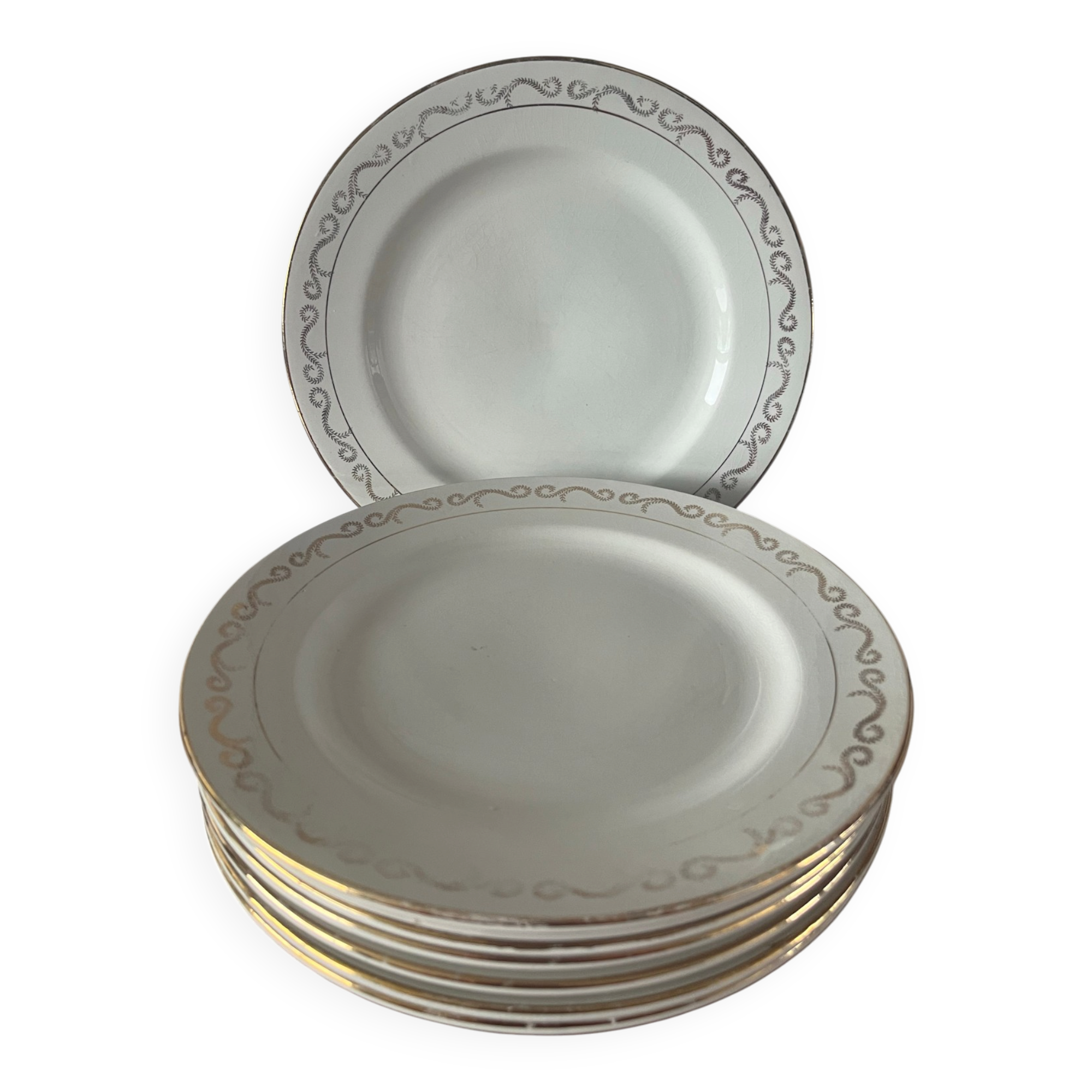 8 flat plates L’Amandinoise French earthenware 1940s/50s