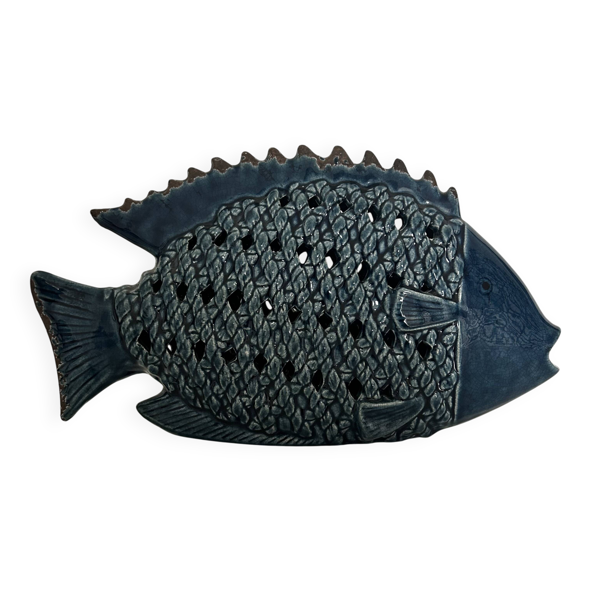 Woven ceramic fish