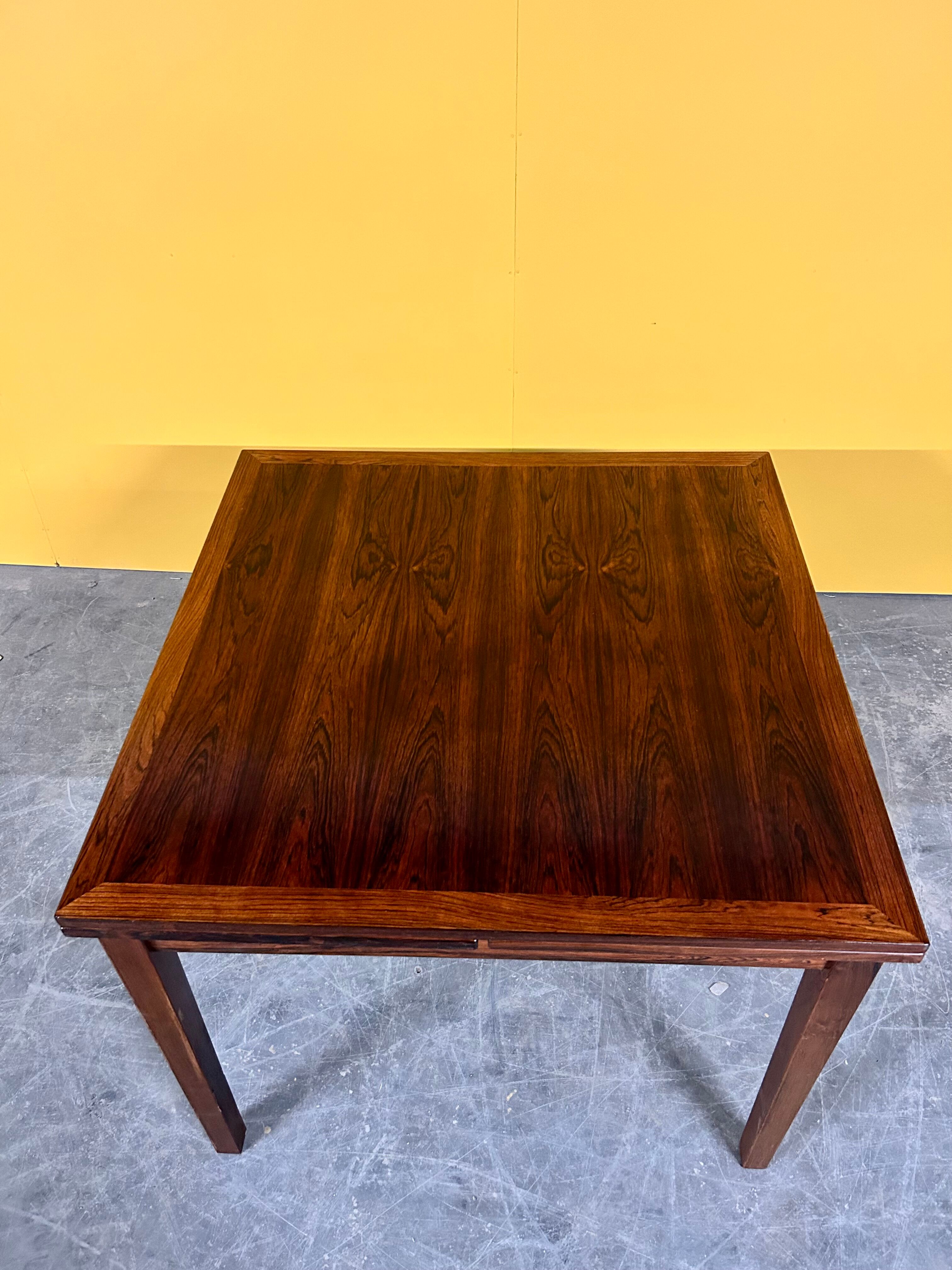 Danish vintage extendable rosewood dining table, 1960s
