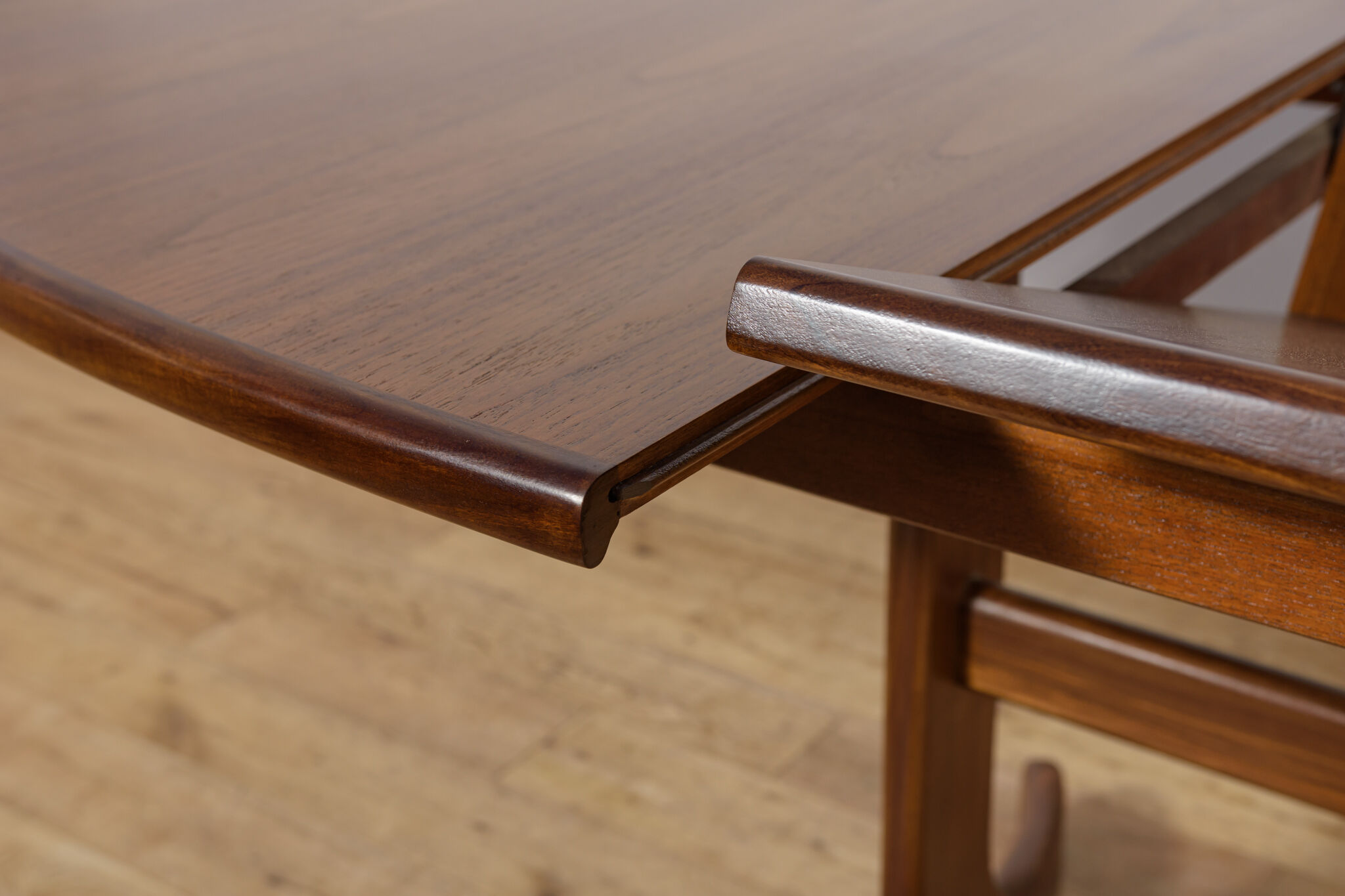 Mid-Century Oval Dining Table in Teak from G-Plan, United Kingdom, 1960s