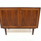 Commode scandinave en palissandre Suède 1960