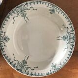 Round dish in opaque porcelain from gien