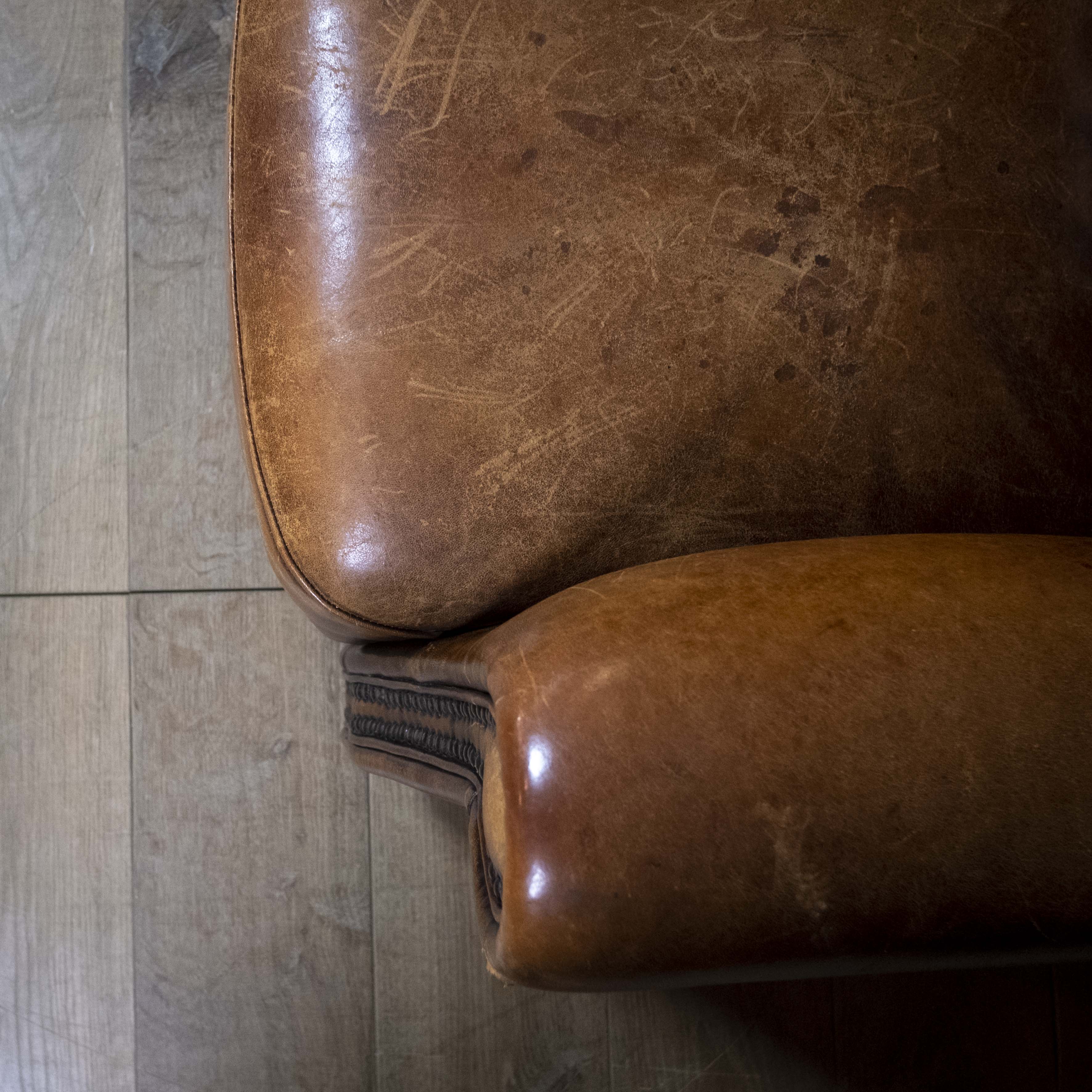 Fauteuil vintage Joris design cuir de mouton