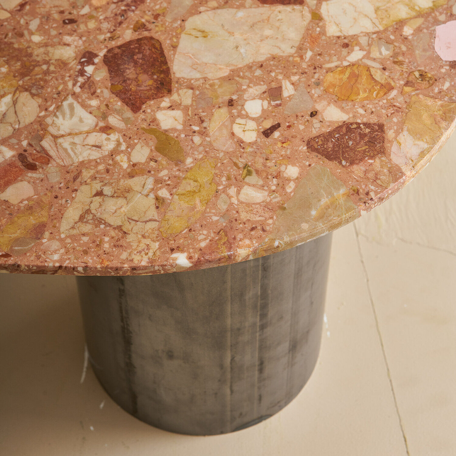 Terracotta coffee table and steel feet