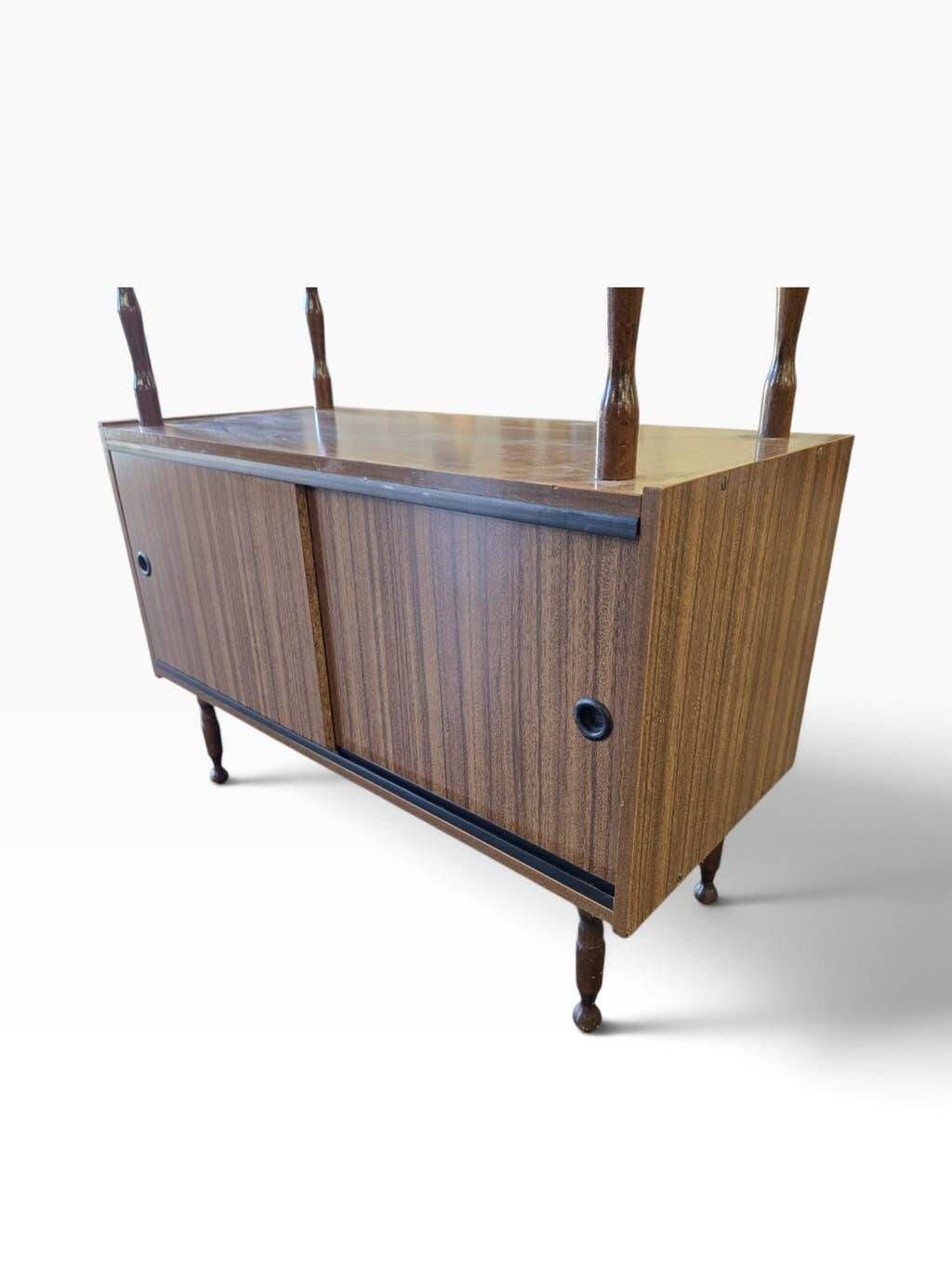Étagère verticale vintage / présentoir à plusieurs niveaux / armoire