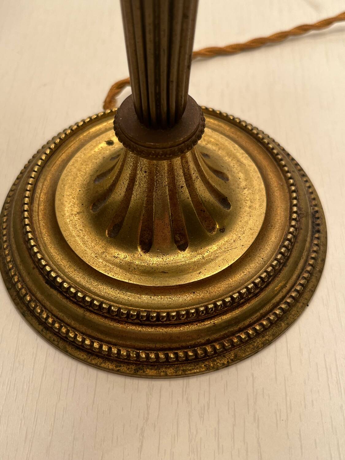 Antique three-light Bouillotte lamp - brass - Fontette Palace Caen