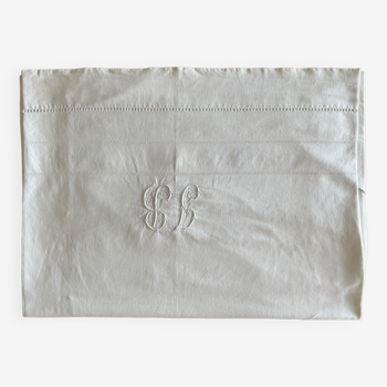 Drap ancien lin/coton. brodé