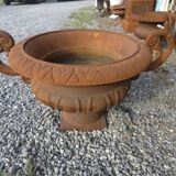 Medici vase with cast iron ears