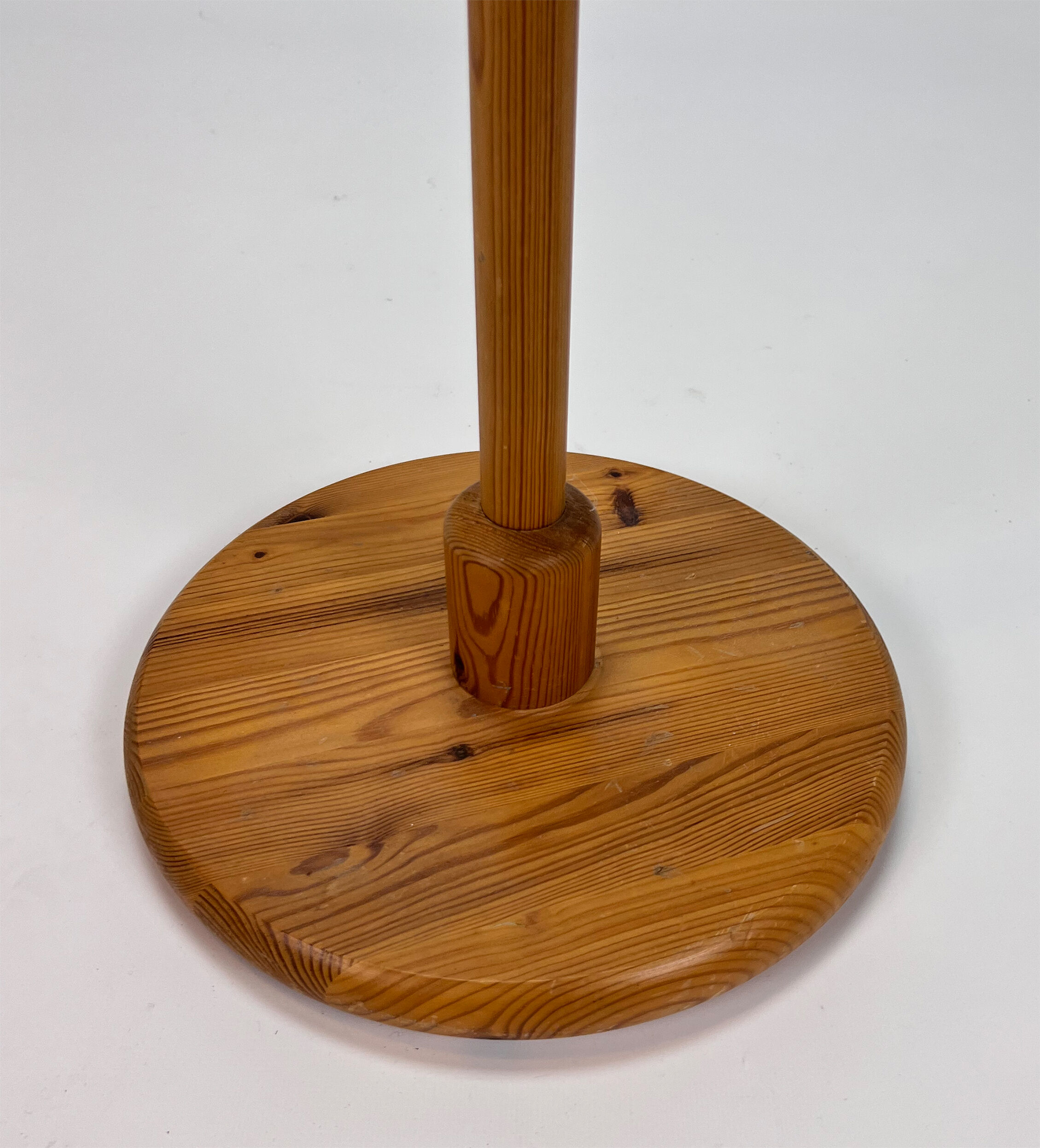 Adjustable pinewood floorlamp, 1970s