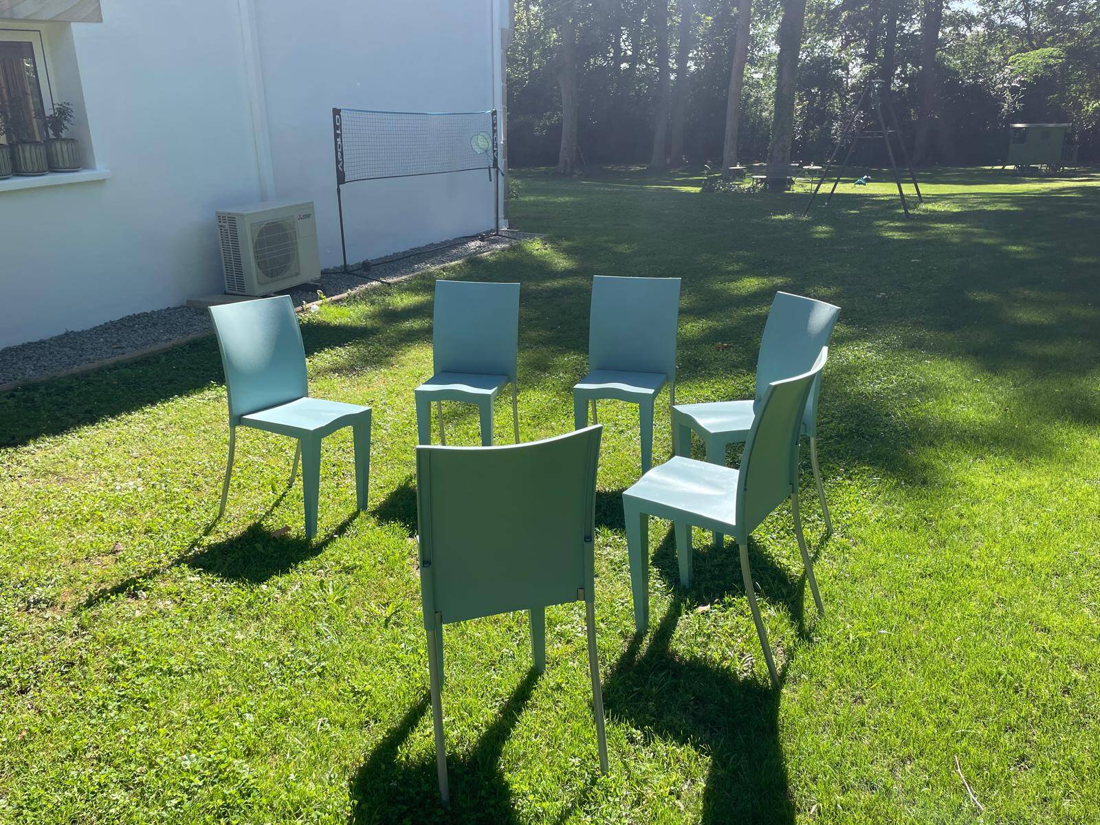 Set of 6 Miss Global chairs by Philippe Starck for Kartell
