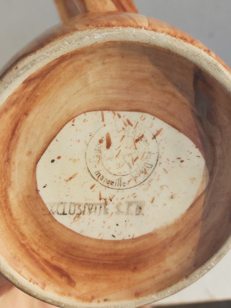 Pitcher faux bois Saint-Jean-du-Desert Marseille