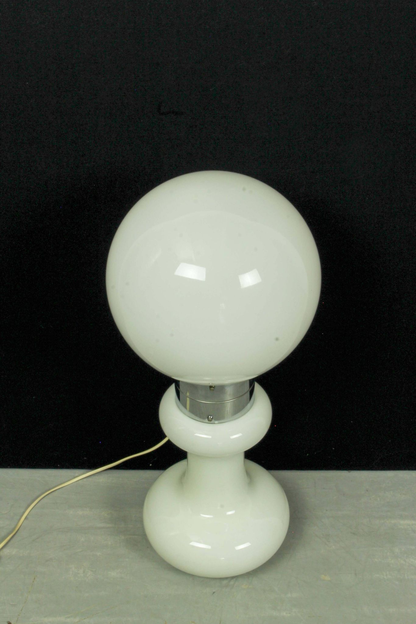 Mid Century Floorlamp Carlo Nason " Birillo" for A.V. Mazzega, Italy 1960