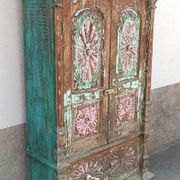 Old wooden cabinet - 2 doors and 1 drawer