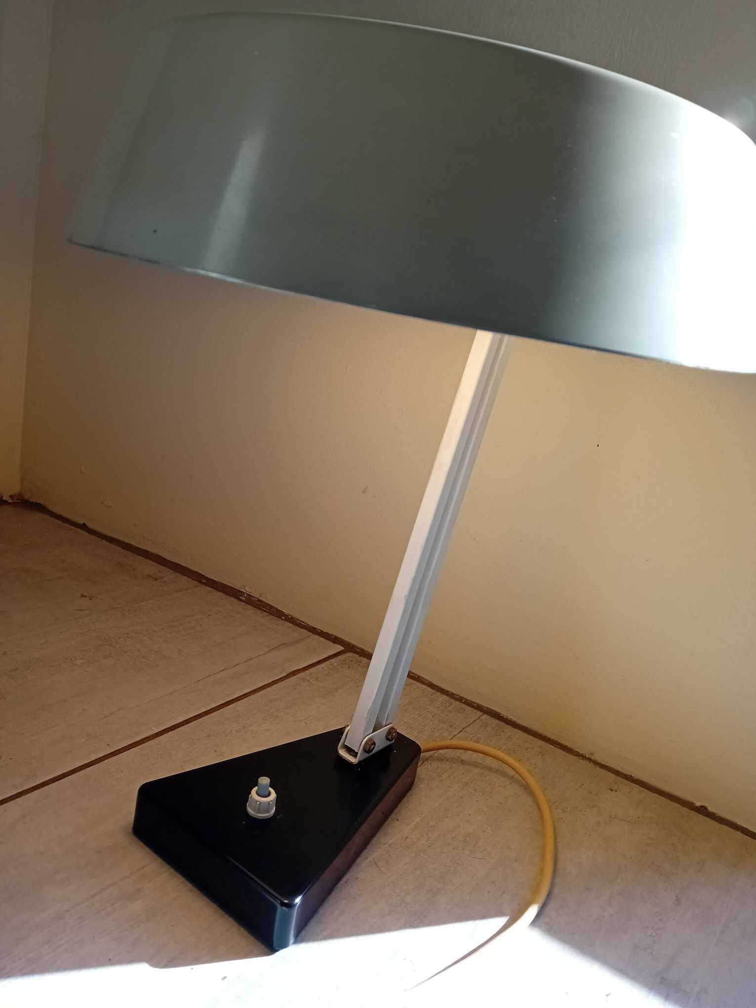 Model 147 desk lamp by h.busquet, 1960s