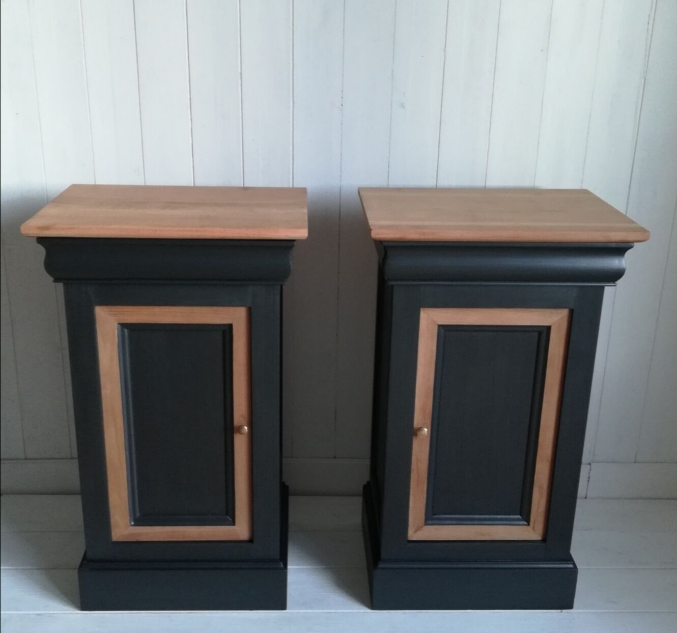 Pair of bedside tables