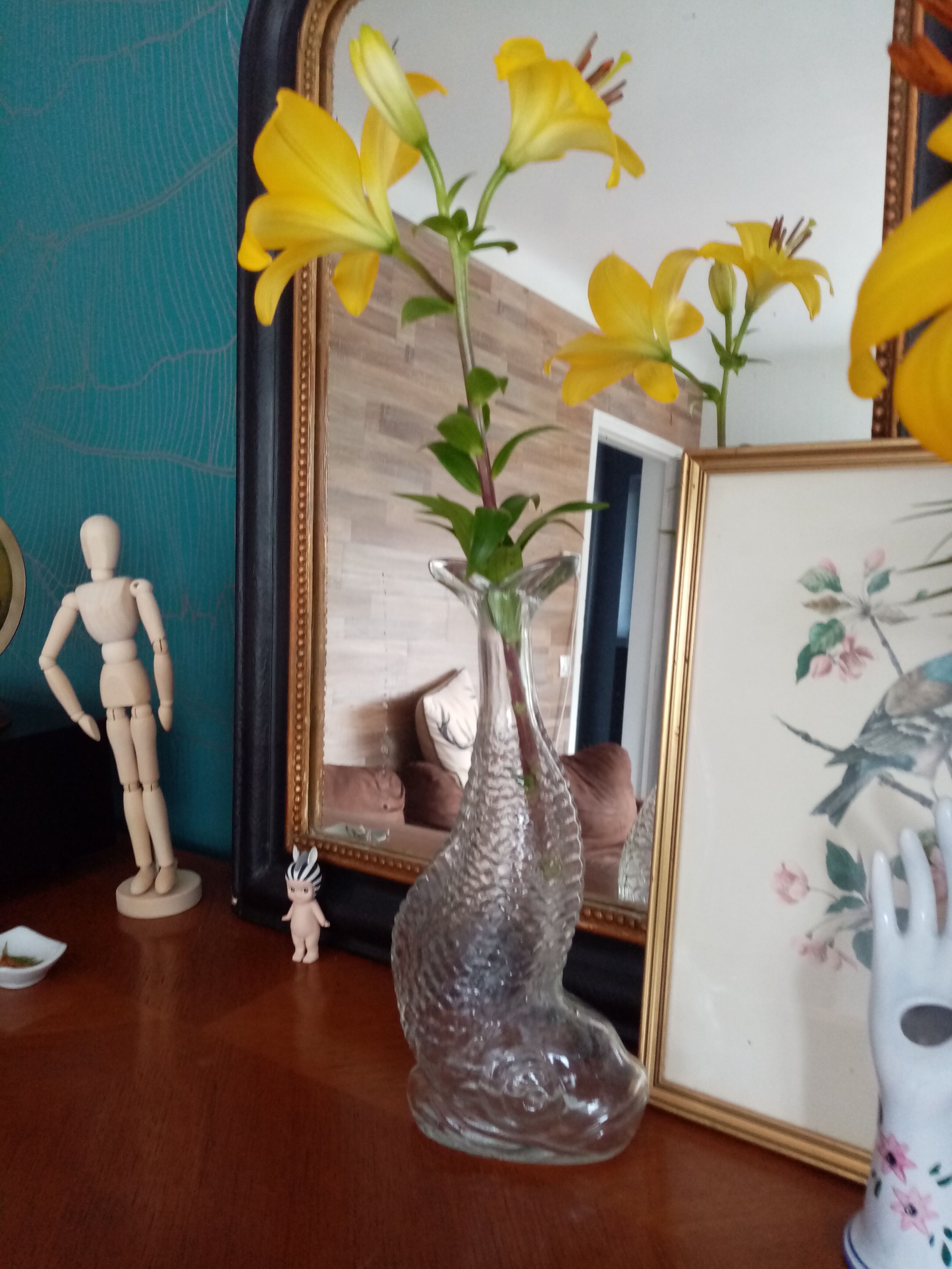 Glass fish vase
