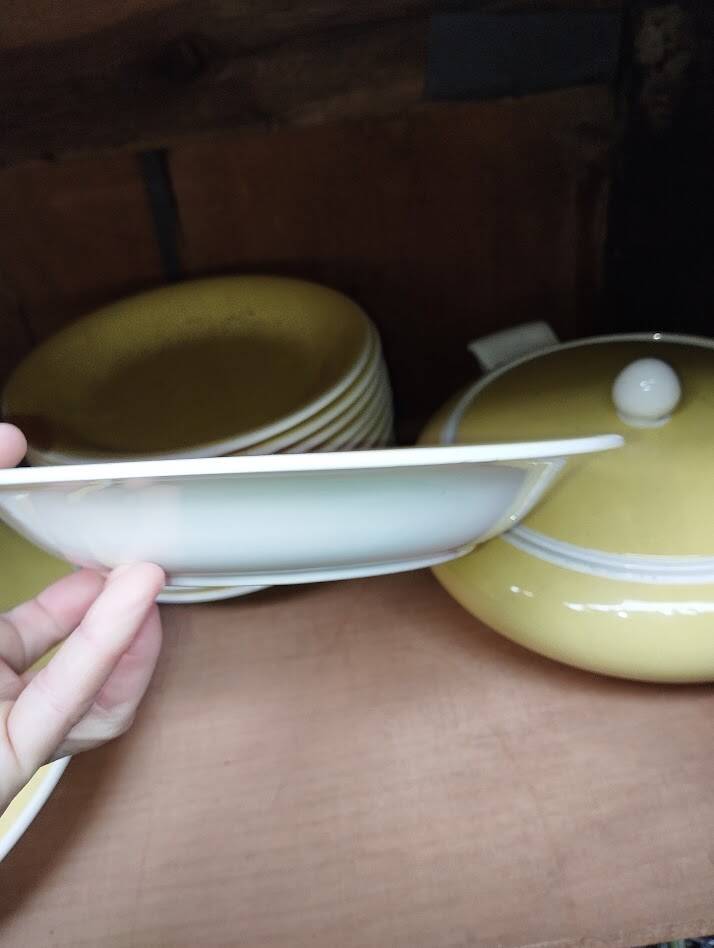 Villeroy & Boch dinnerware set