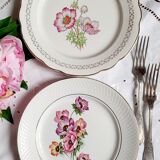 Assiettes plates dépareillées en liserets dorés