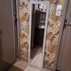 Rectangular mirror in light grey painted wood and beveled glass