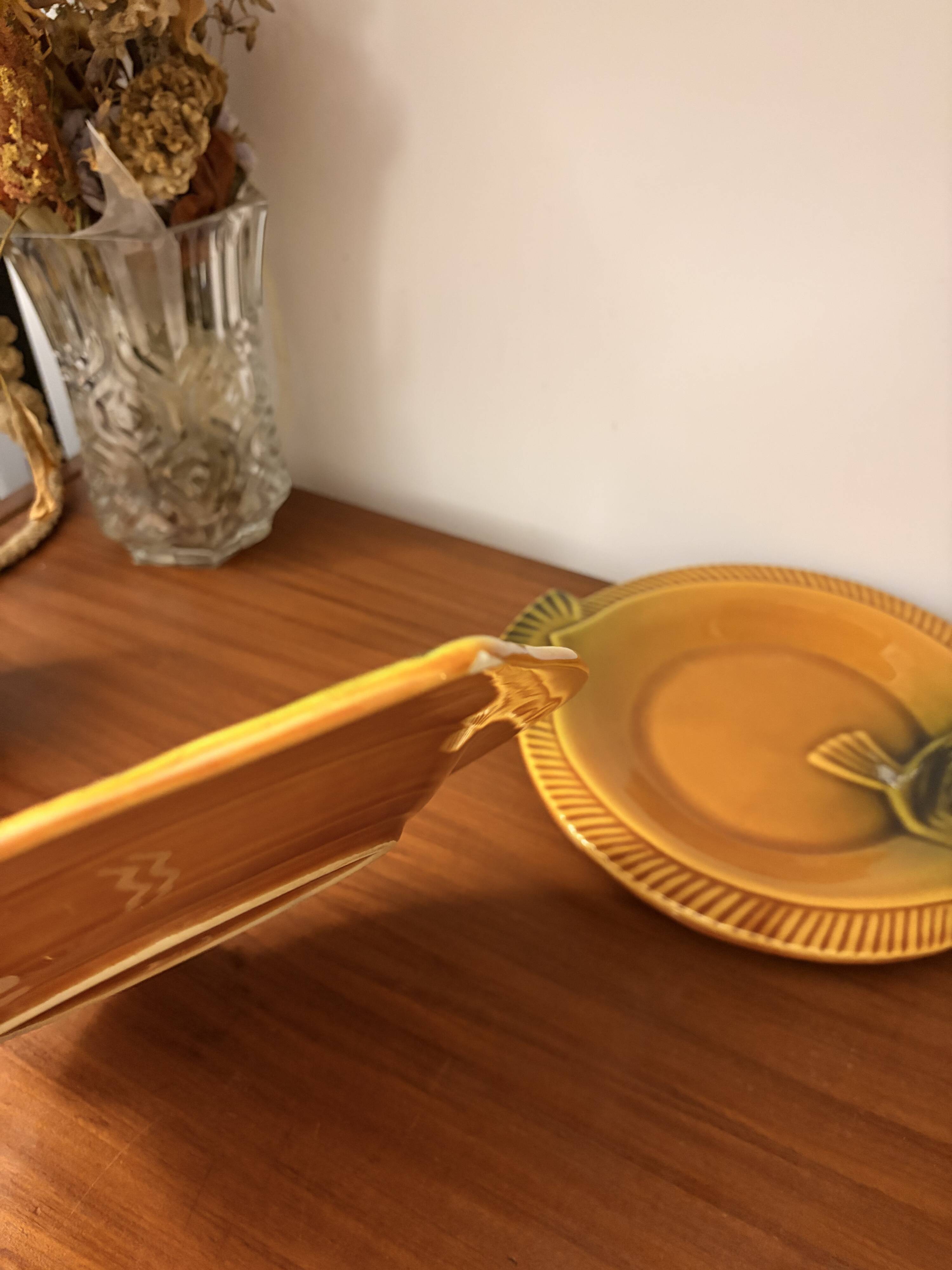 12 fish plates Vallauris in orange and green earthenware vintage 60s/70s
