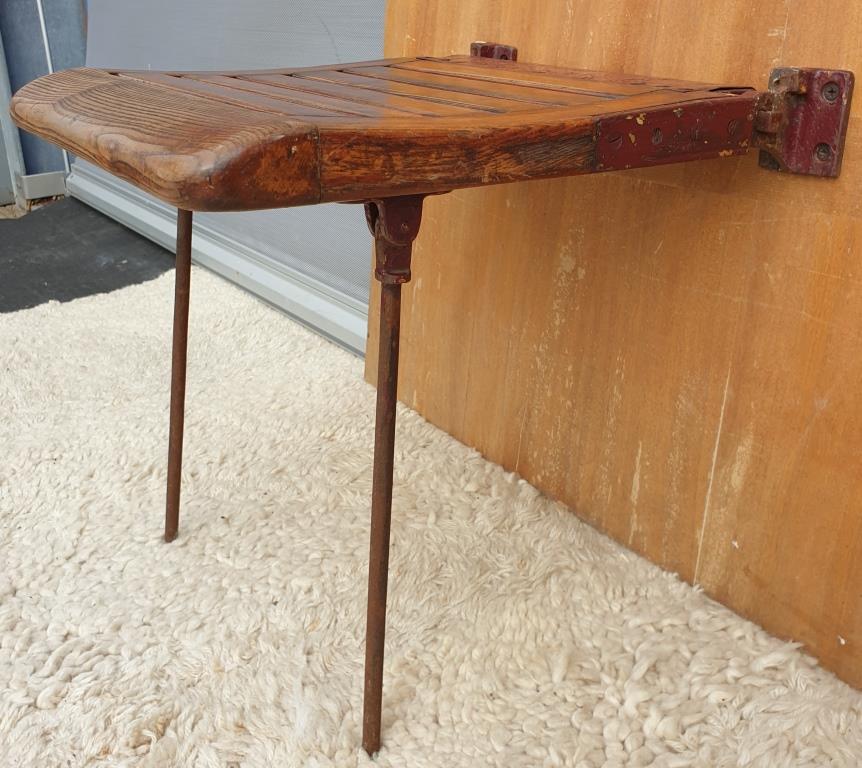 Folding seat wood Paris metro Sprague 1920