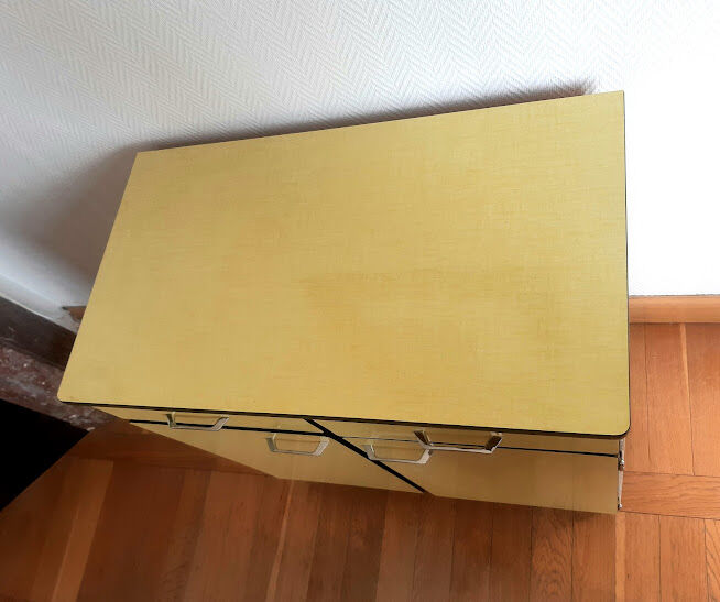Lemon yellow formica sideboard 1960