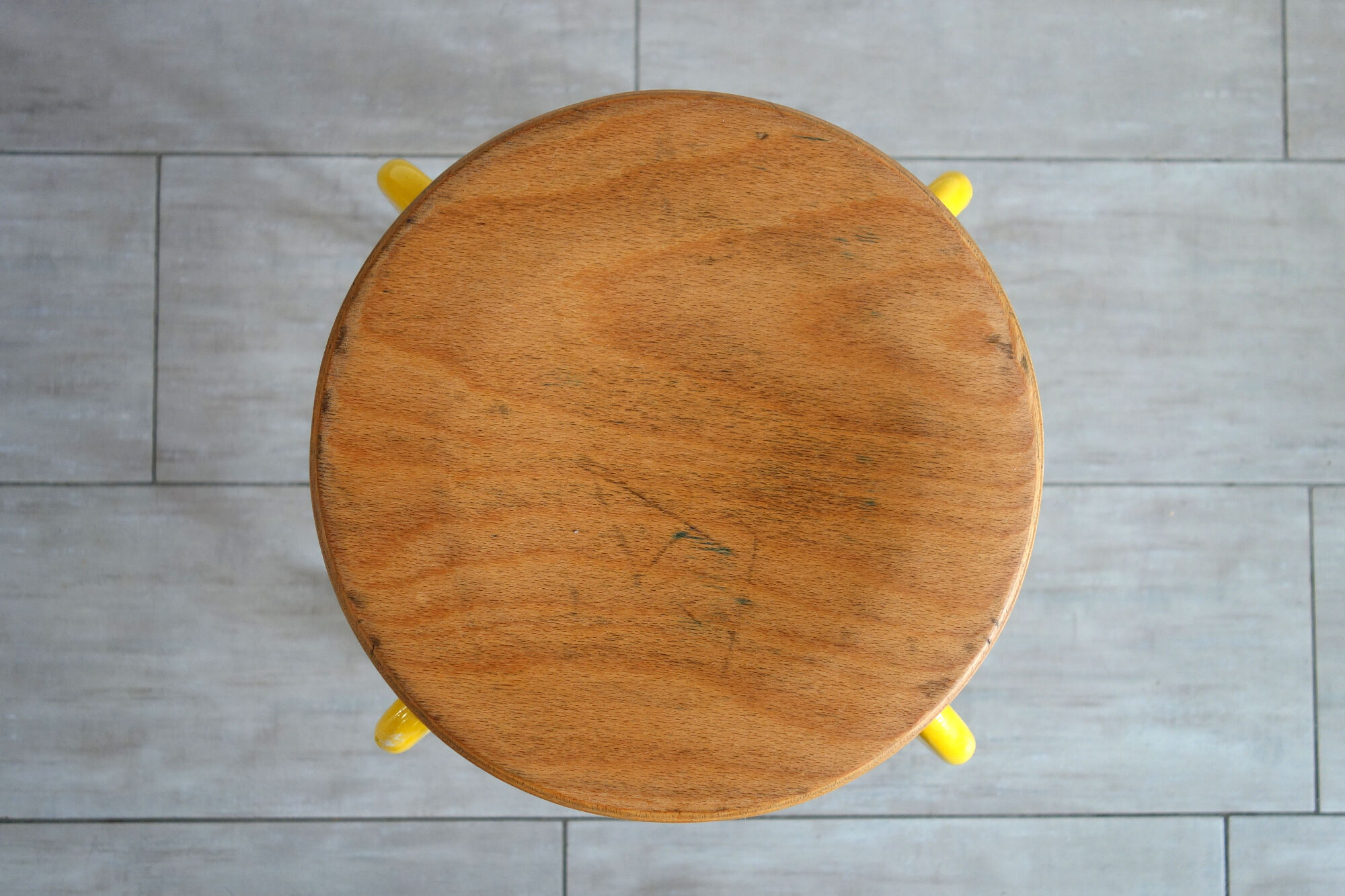 Tabouret d'école vintage