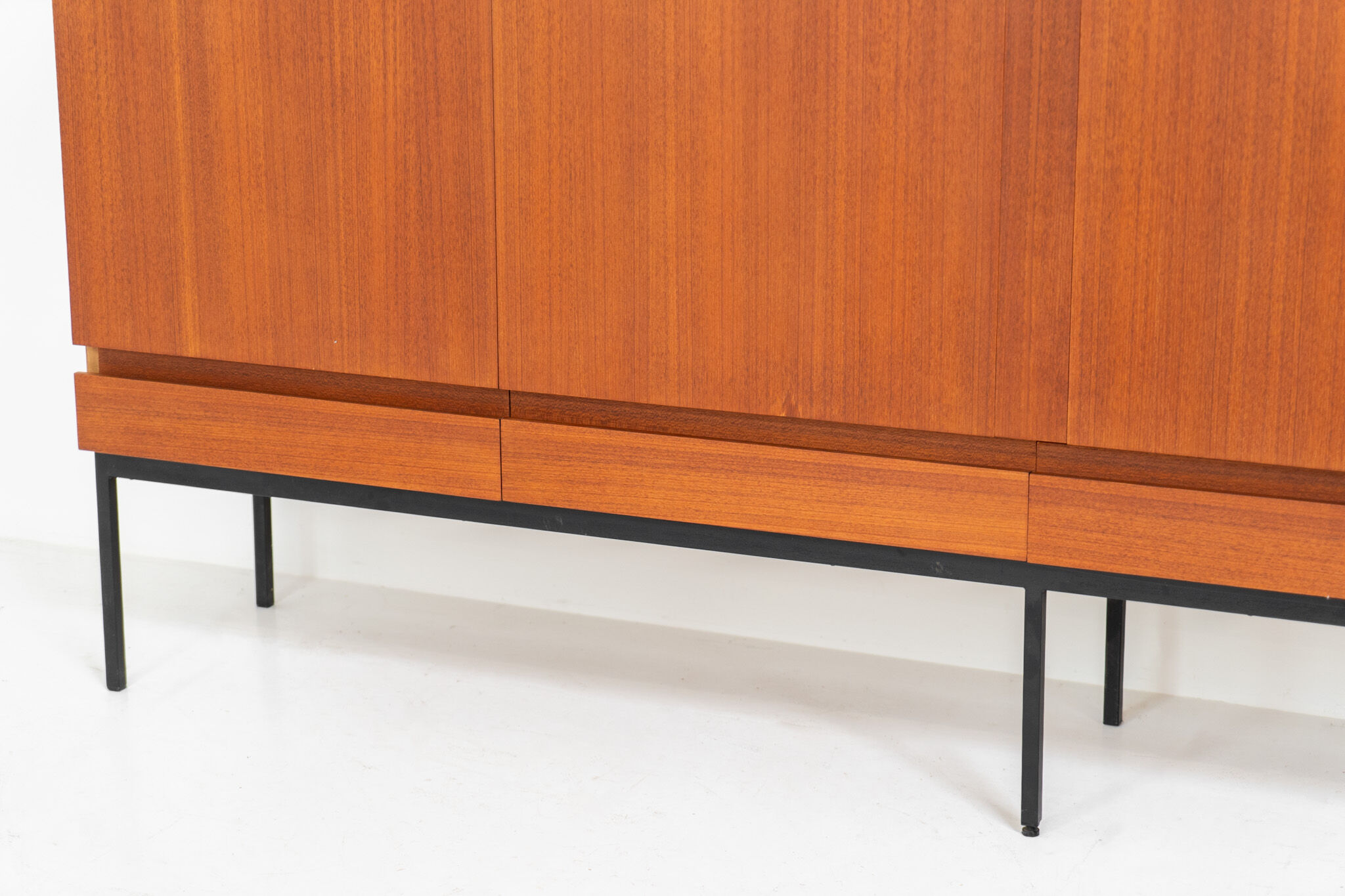 Buffet B60 par Dieter Waeckerlin pour Behr