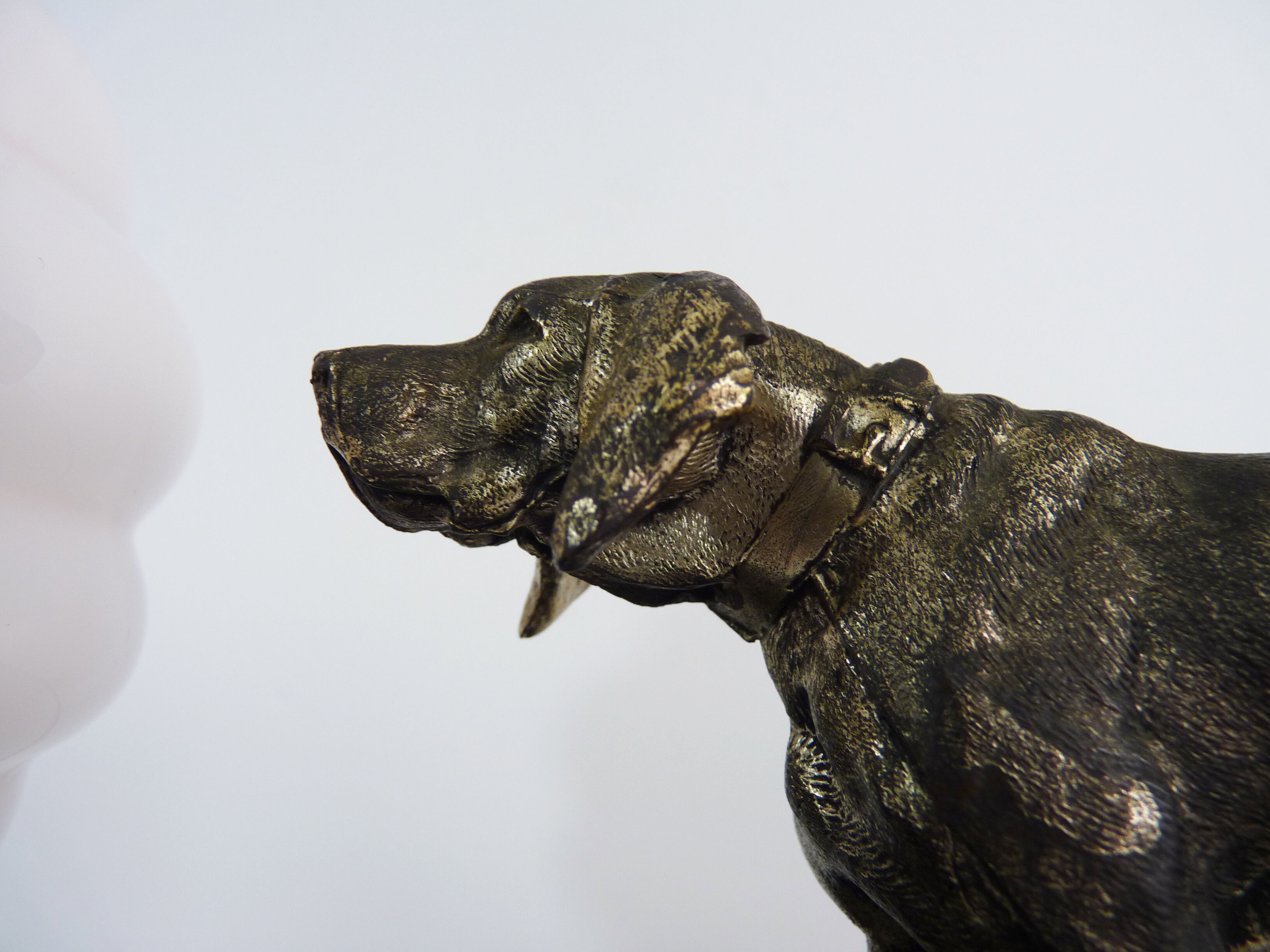 Lamp, Art Deco night light, dog on black marble base, pink globe. Year 30