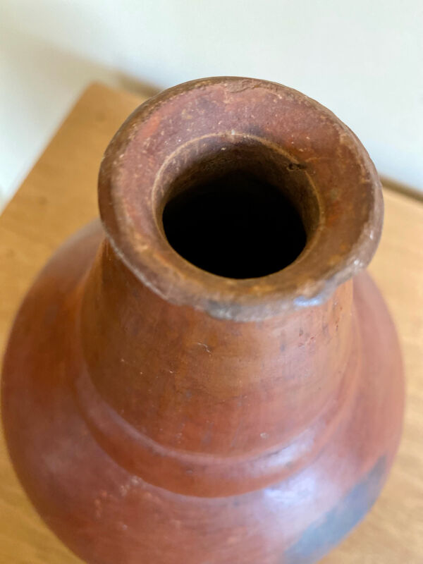 Vase bouteille de saké en terre cuite artisanale