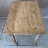 Farm table