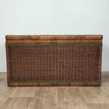 Wicker trunk