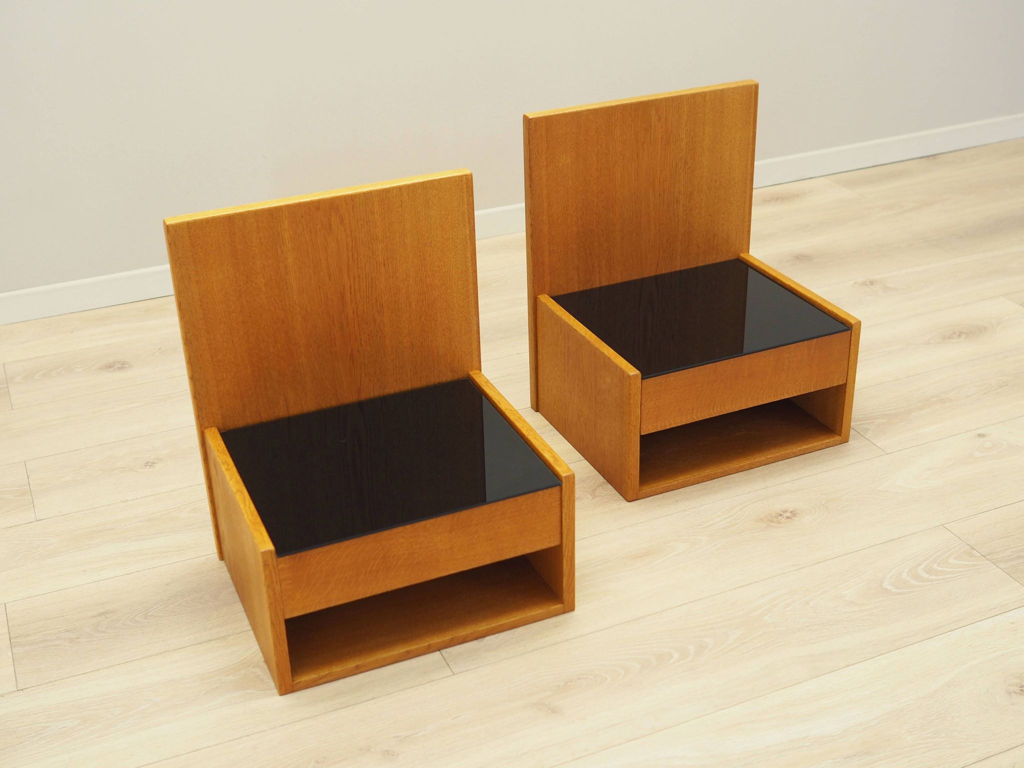 Set of hanging bedside cabinets, Danish design, 1960s, designer: Hans J. Wegner, manufacturer: Getam